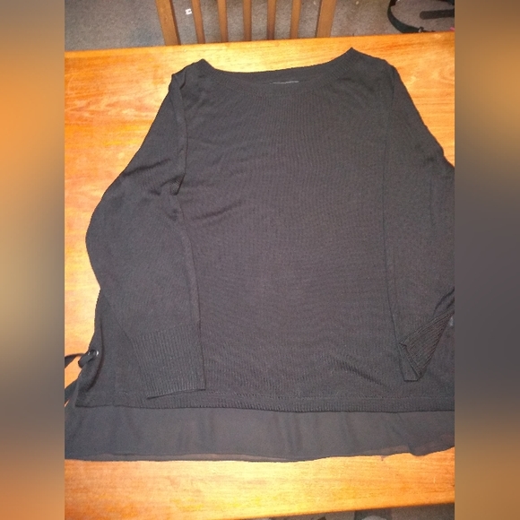Michel Studio Collection, Black Knit Top, Size 4X, Gauze Trim on Bottom … - Picture 2 of 13